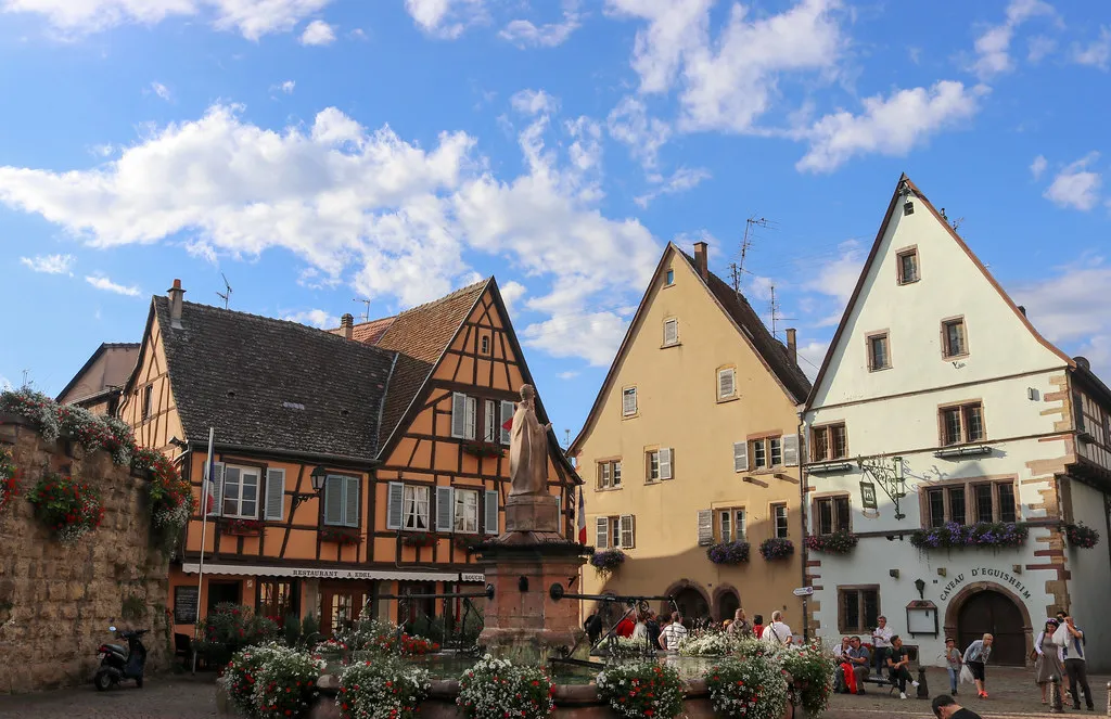 Time Your Visit for the Best Fairy Tale Atmosphere in Colmar's Alsace old town
