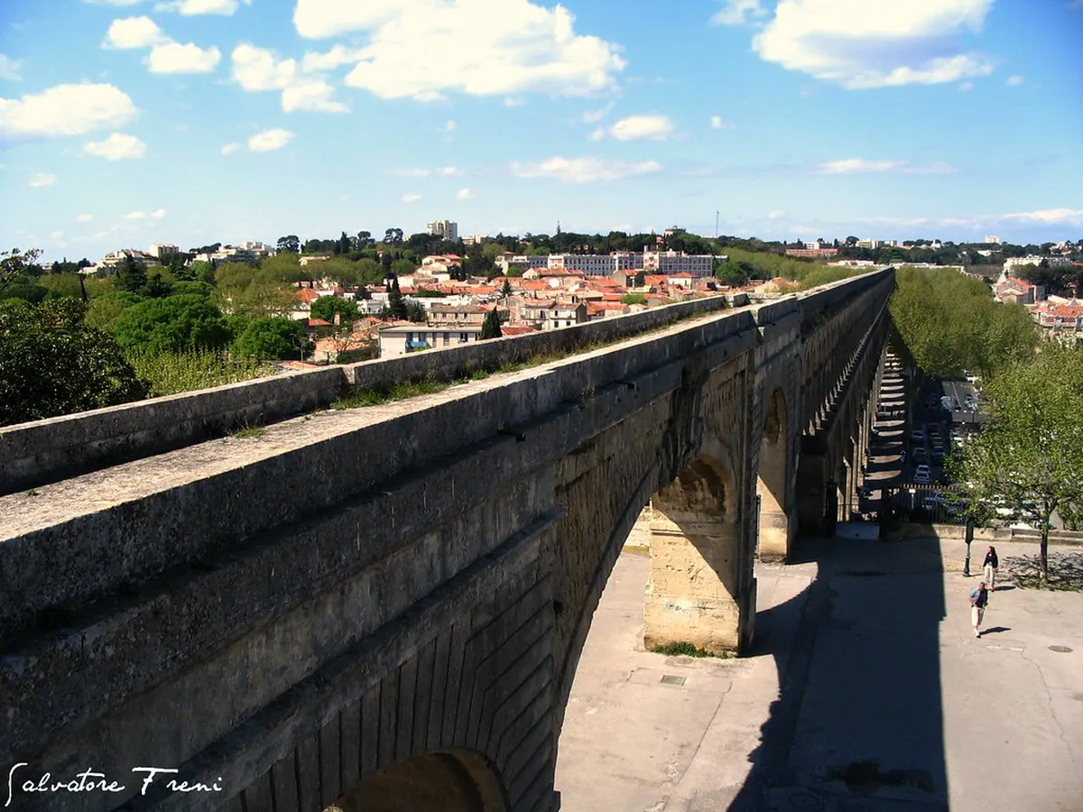 Saint-Clément Aqueduct Les Arceaux and limestone arches, Montpellier